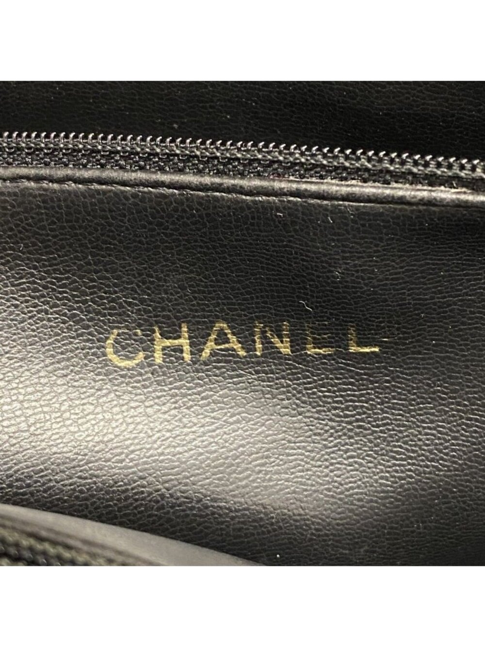 Chanel Chain Tote Lambskin Black Gold - Picture 5 of 10